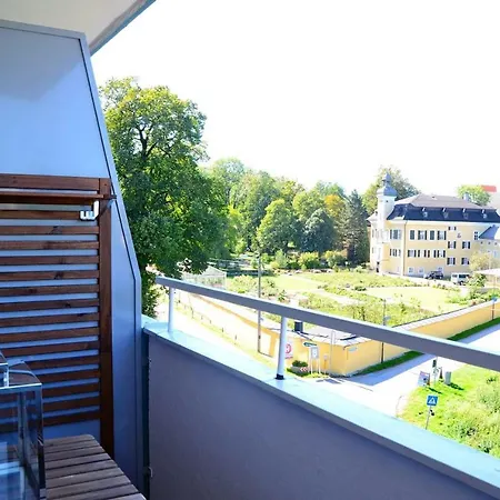 Bright And Cozy In A Quiet Area - Free Parking, Central Apartment Salzburg